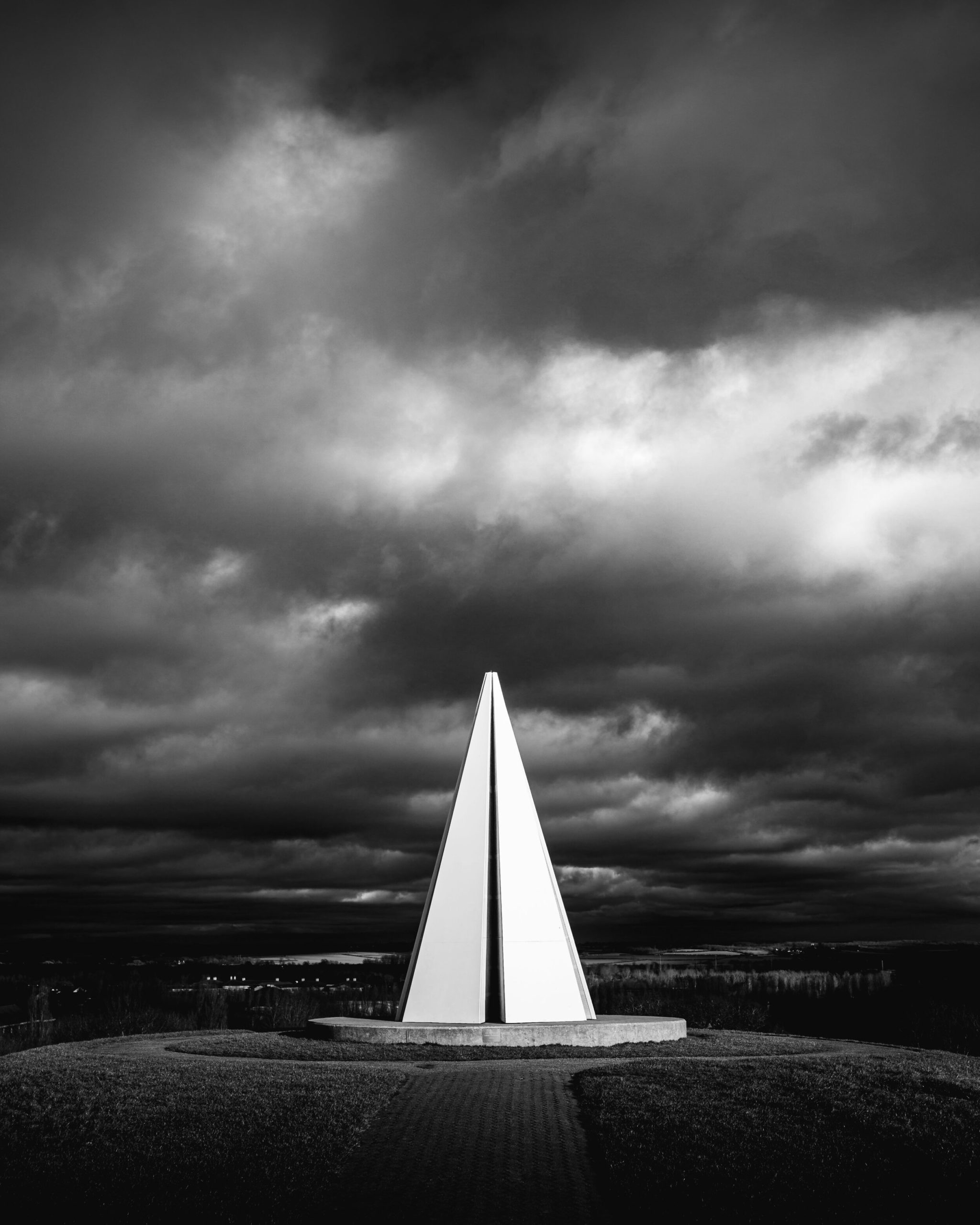 The light pyramid black and white